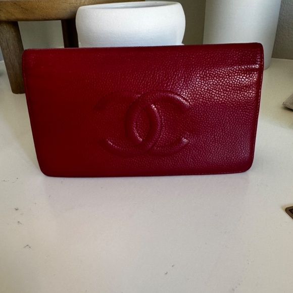 CHANEL CAVIAR WALLET - Picture 8 of 16